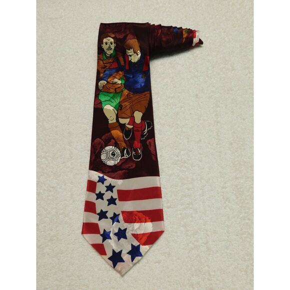 Studio 890 Soccer Football Roses Necktie Tie Polyester - Picture 1 of 9